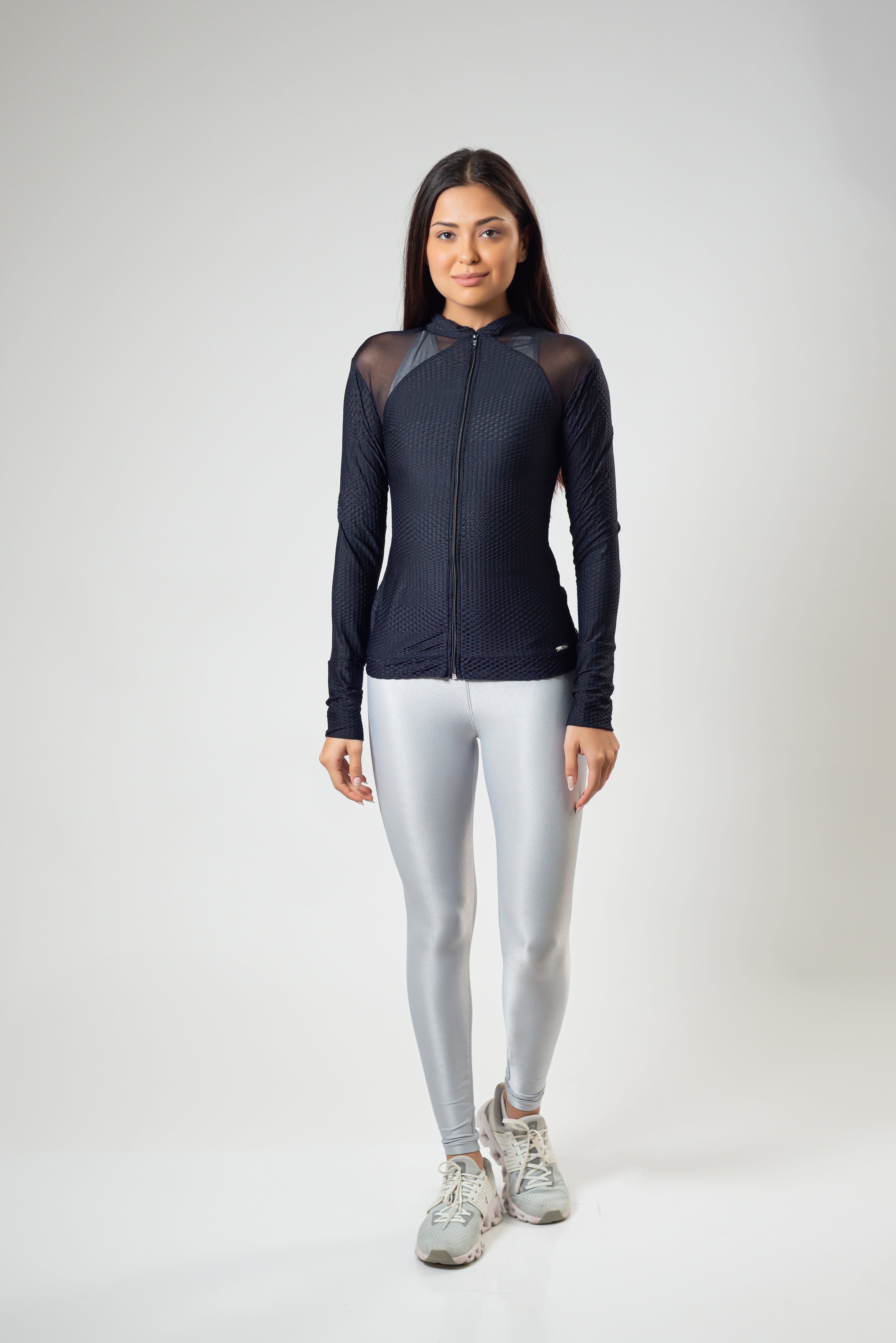 Casaco Recorte Tule Manga Longa Preto